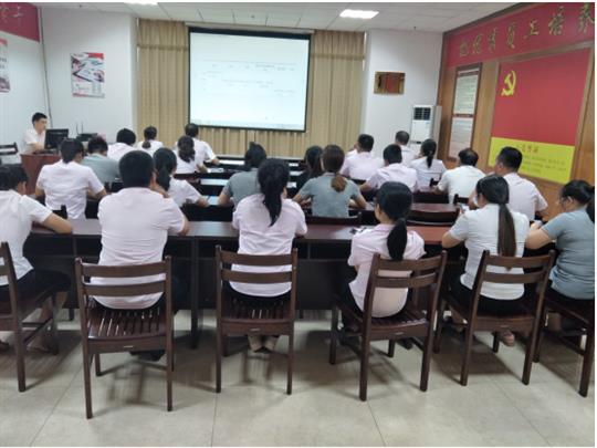 九州官方网站平台（中国）官方网站
顺利开展2019年工程系列 职称申报培训会